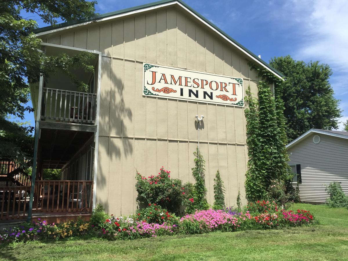 Jamesport Inn Exterior foto